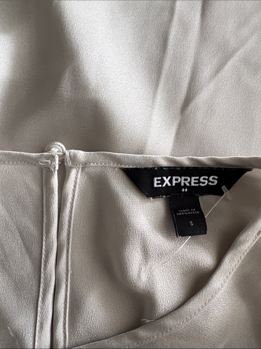 Express shimmer silver Short Sleeve Crewneck Top - Picture 7 of 7